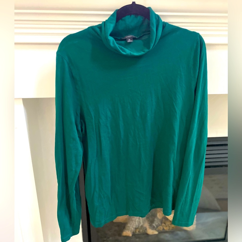 J Crew Green Tissue Turtleneck- Size XL